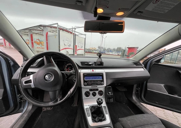 Volkswagen Passat cena 9900 przebieg: 390000, rok produkcji 2009 z Wągrowiec małe 379